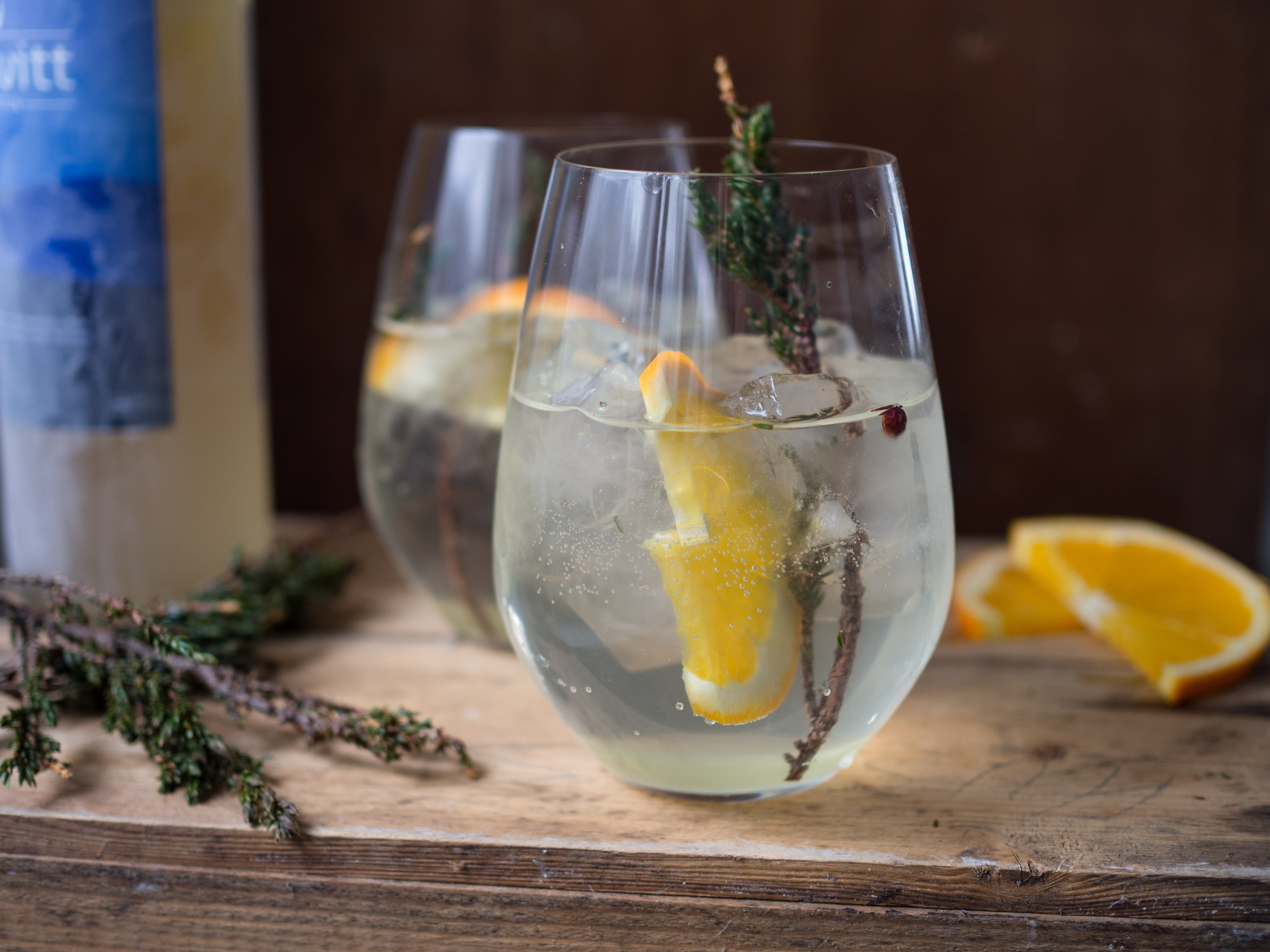 Aquavit, Orange, and Juniper Cocktail (Akevitt-cocktail med appelsin og einer)